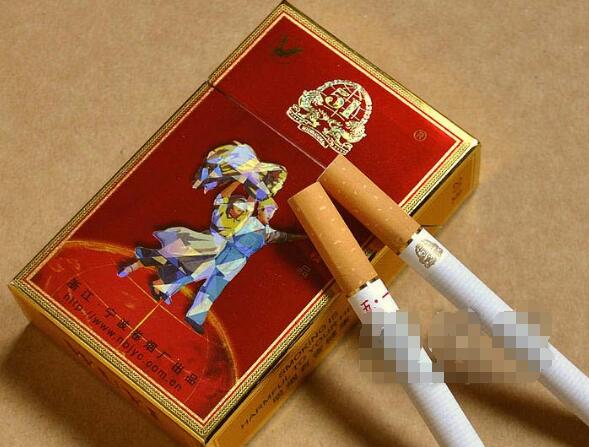 天津港口外烟
