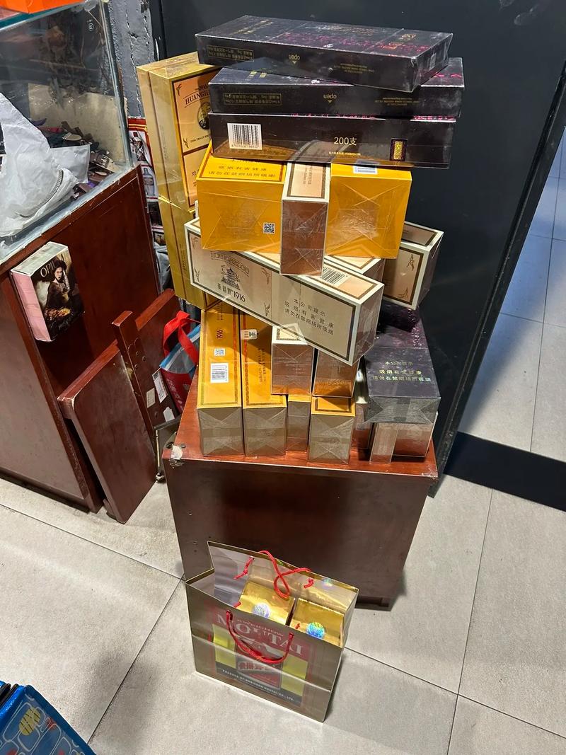 暗流涌动，揭秘收受高端香烟背后的利益纠葛